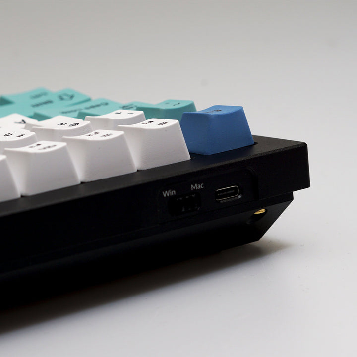 Custom Q1 QMK Mechanical Keyboard (Q1 Carbon Black)( Iceberg Keycap) - Keyboard - Keychron - Zenox
