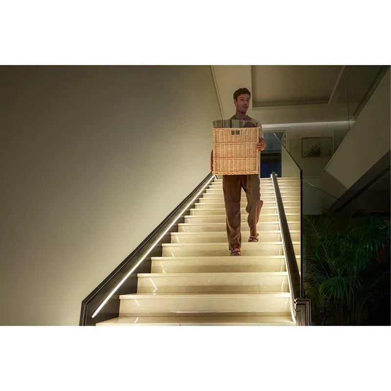 Philip Hue OmniGlow strip light 3m UK - Smart Lightstrip -Philips Hue - Zenox