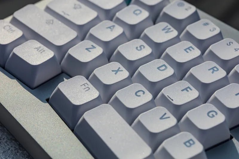 Tai - Hao - Coastal Blue - ANSI US+45 Add - on Keys/Backlit/149 Keycaps (Alice Layout )/1 Stainless Key Puller - Keycap Set - Tai - Hao - Zenox
