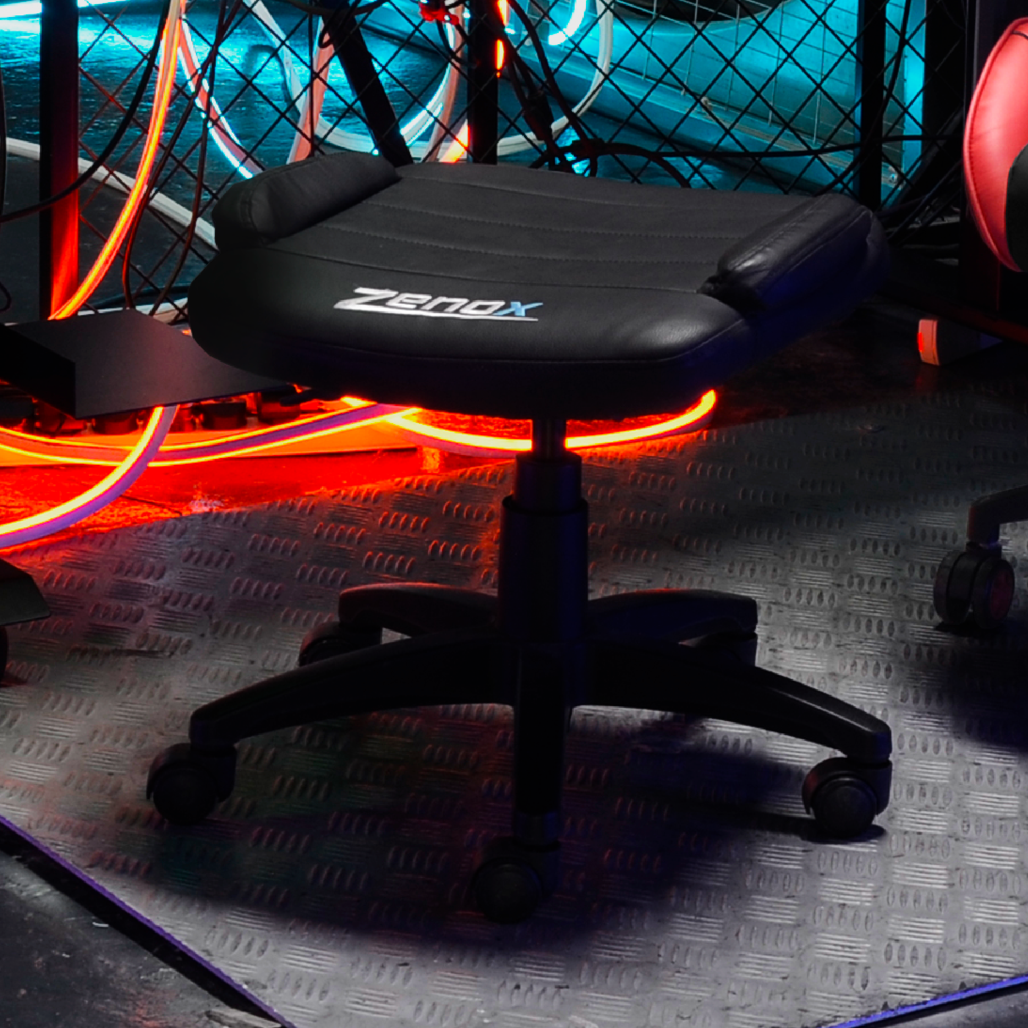 Zenox Adjustable Footstool - Footstool -Zenox - Zenox
